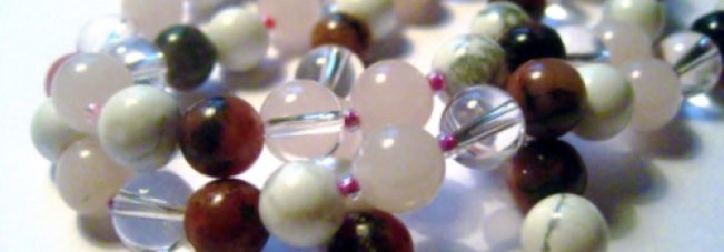 Mala aus Bergkristall Magnesit Rosenquarz Rhodonit